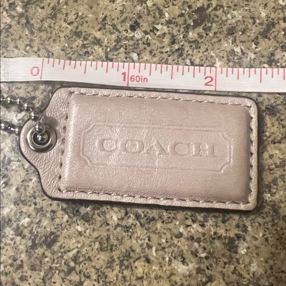 Coach Hang Tag - Picture 4 of 4
